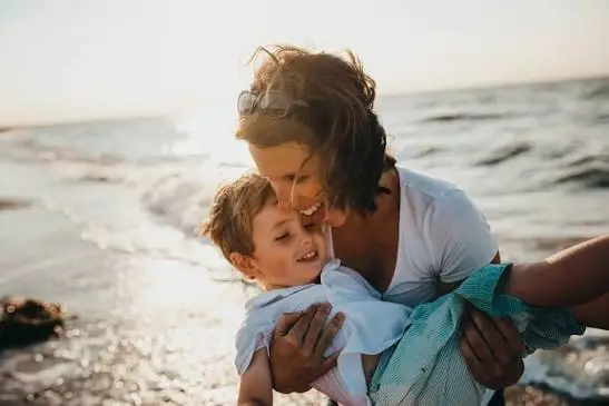 Solo Parent Travel Guide | Best Family Resorts for Single Parents